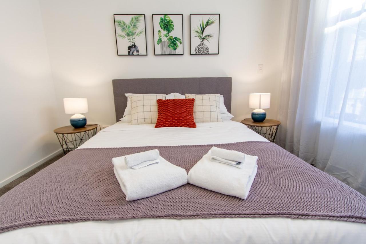 2 Bedroom Central Christchurch Hub ภายนอก รูปภาพ